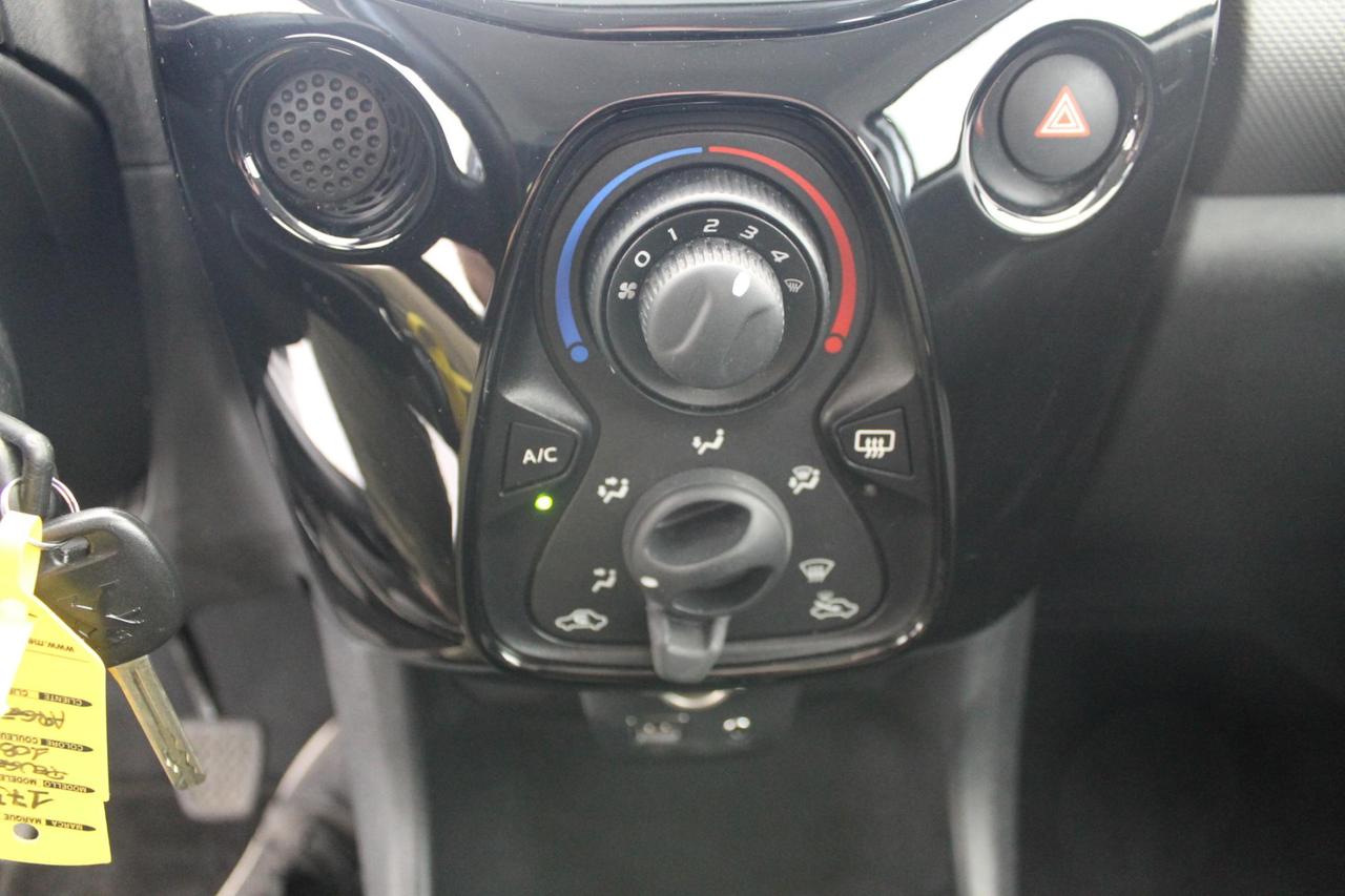 Peugeot 108 1.0 Vti Allure
