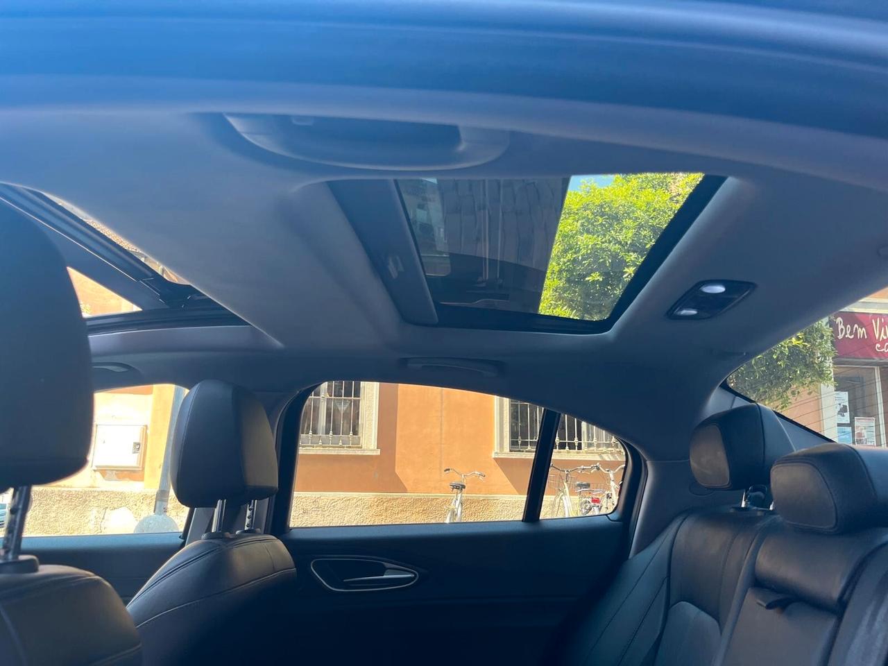 Alfa Romeo Giulia 2.2 Turbodiesel 180 CV Super