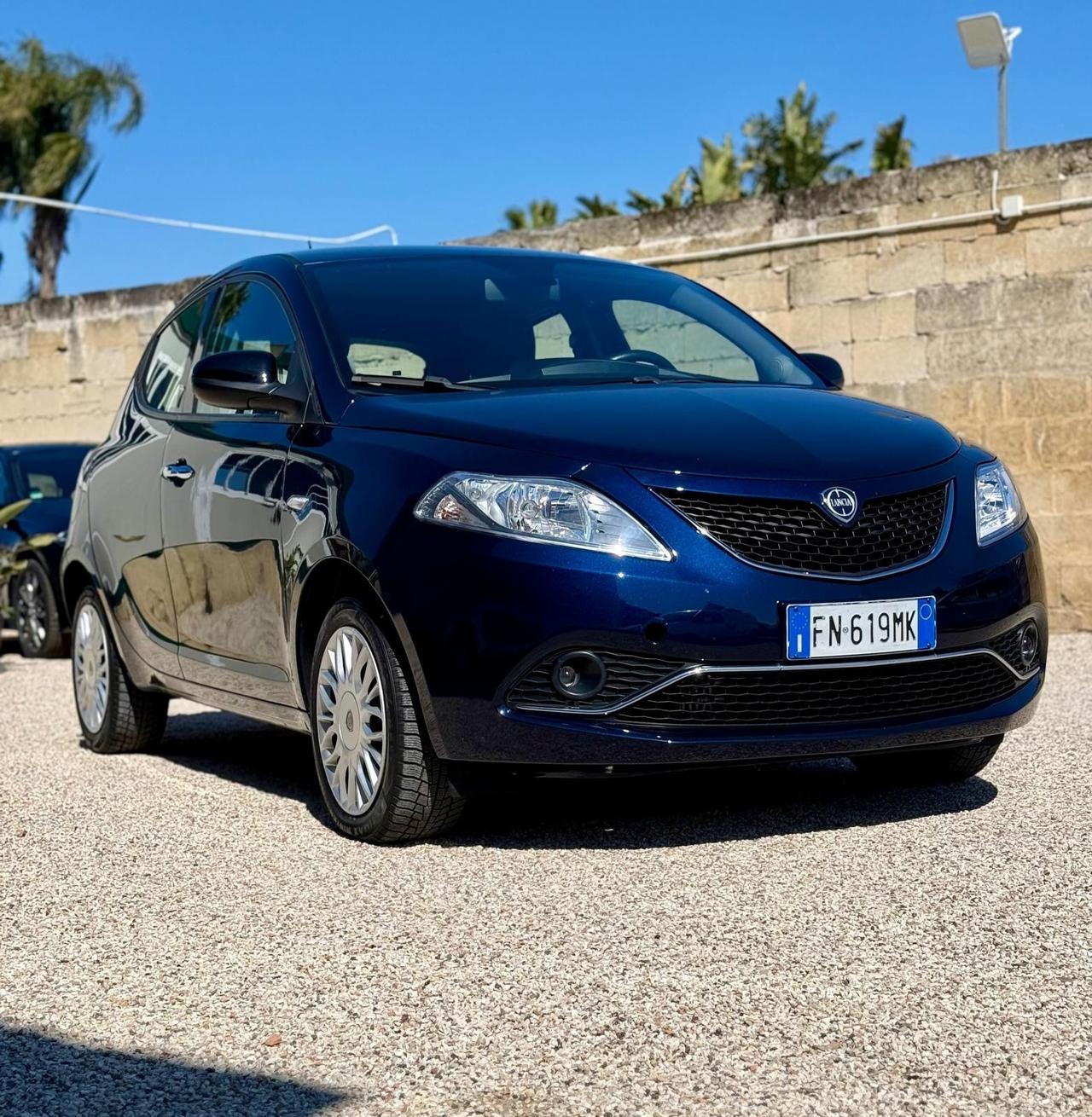 Lancia Ypsilon 1.3 MJT 16V 80 CV 5 porte S&S Gold