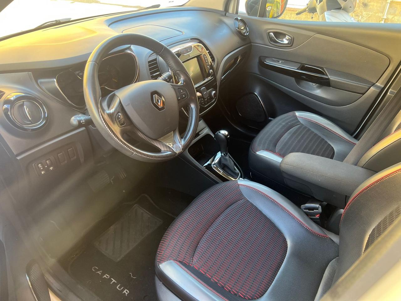 Renault Captur 1.5 dCi 90 Cv Cambio Automatico FULL