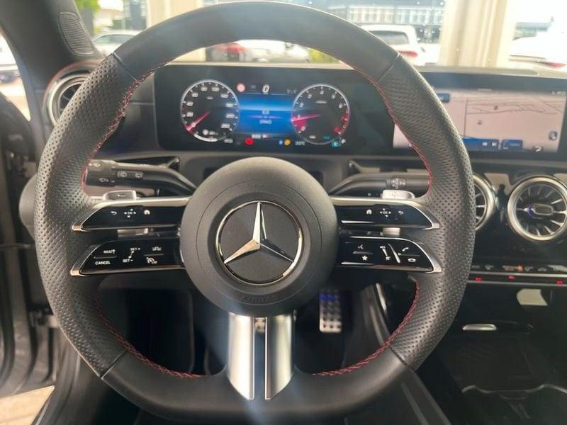 Mercedes-Benz CLA CLA 180 AMG Line Advanced Plus Navi Camera 18"