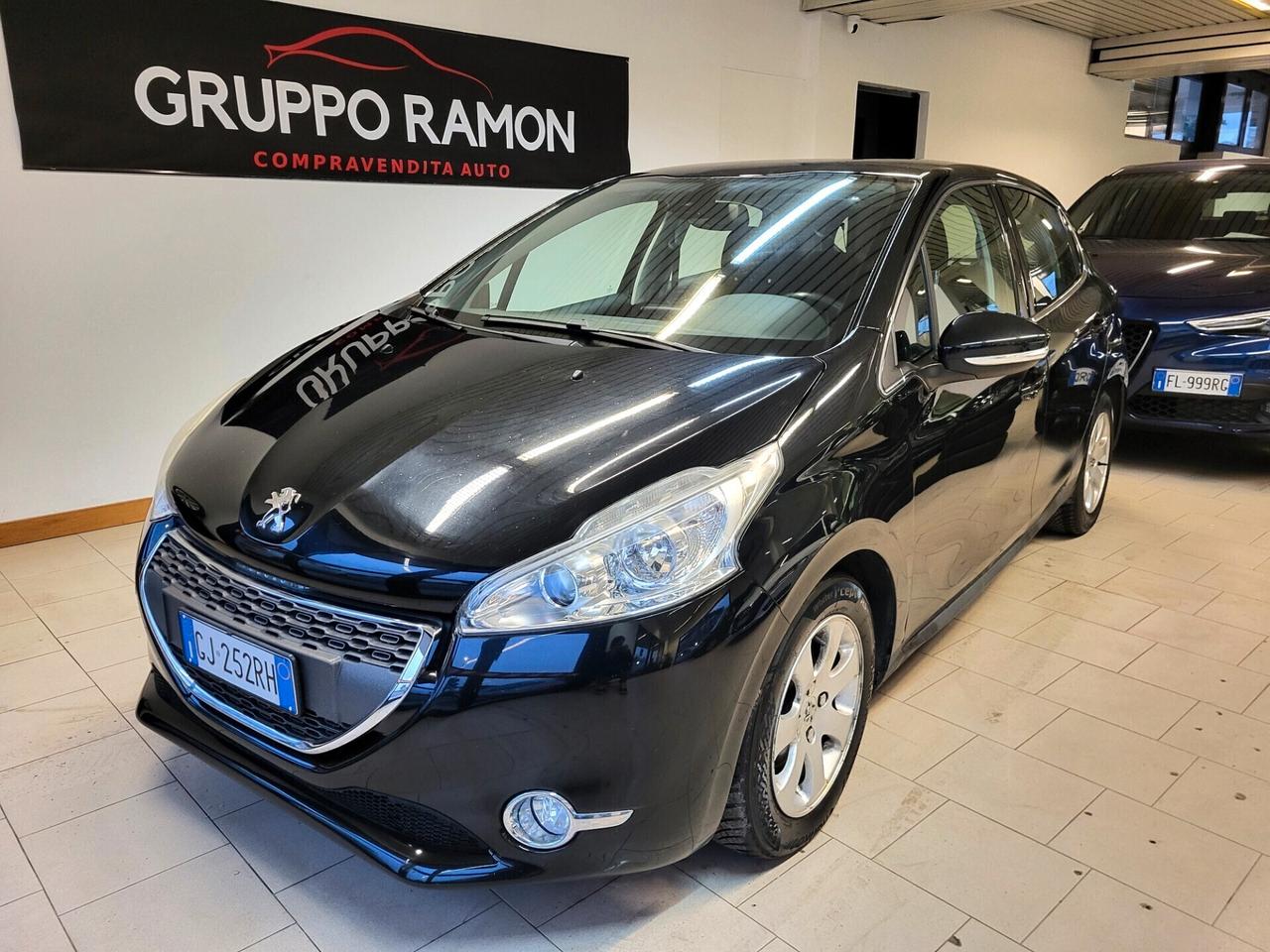 Peugeot 208 1.6 e-HDi 115 CV Stop&Start Allure