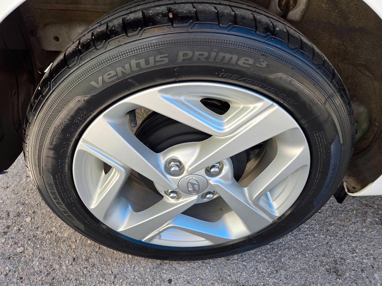 Hyundai i10 1.0 mpi Tech