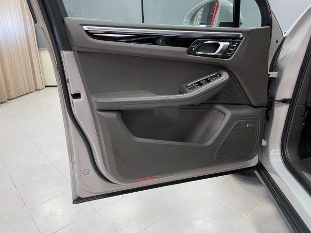 PORSCHE Macan 3.0 S