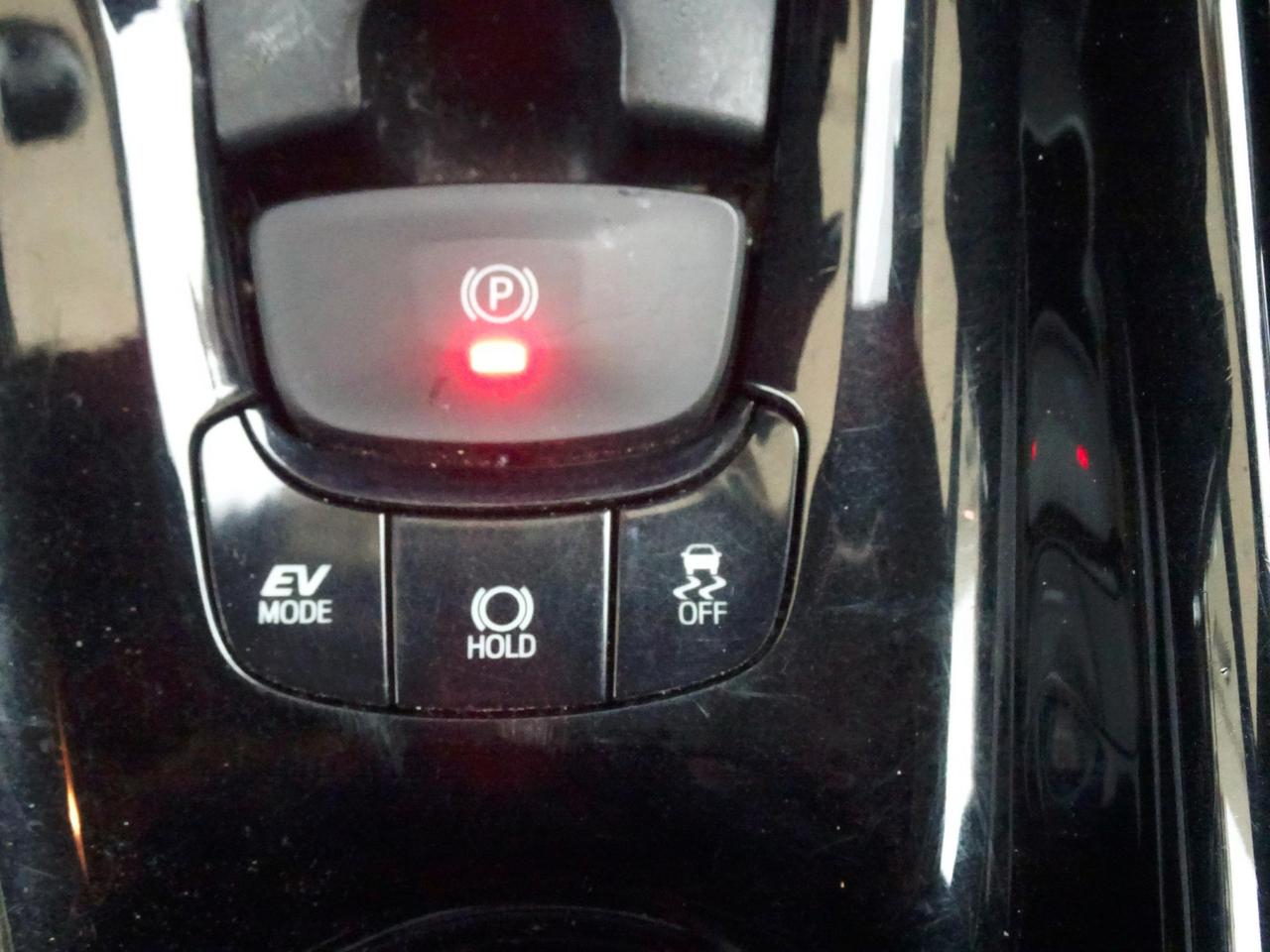 Toyota C-HR 1.8 Hybrid E-CVT Business