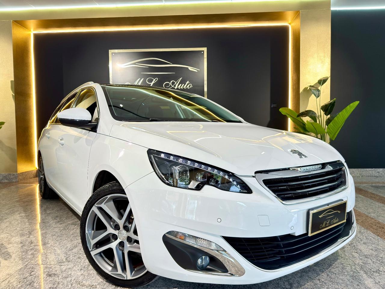 Peugeot 308 BlueHDi 120 S&S SW Allure