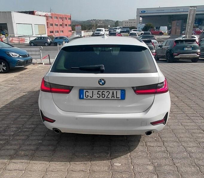 Bmw 318d 48V Touring Business Advantage