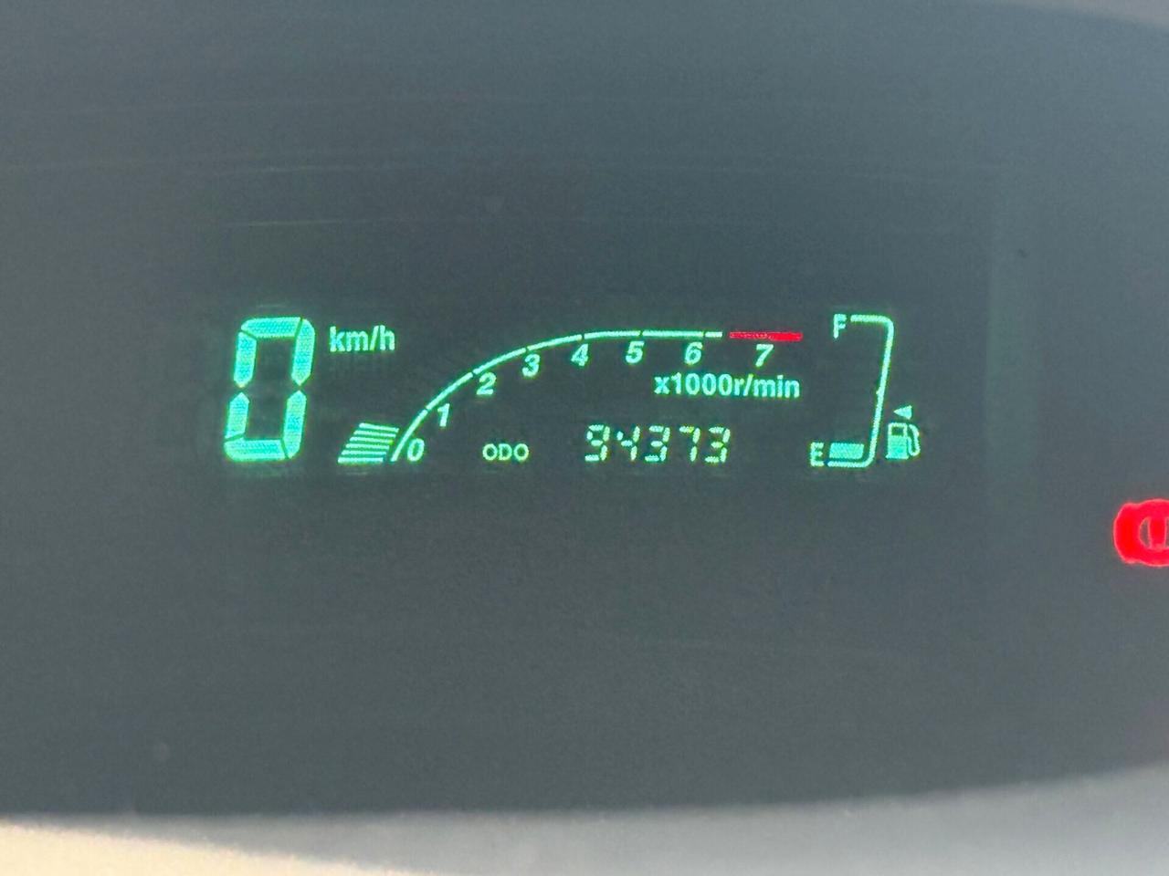 Toyota Yaris 1.0i 16V cat 5 porte Sol