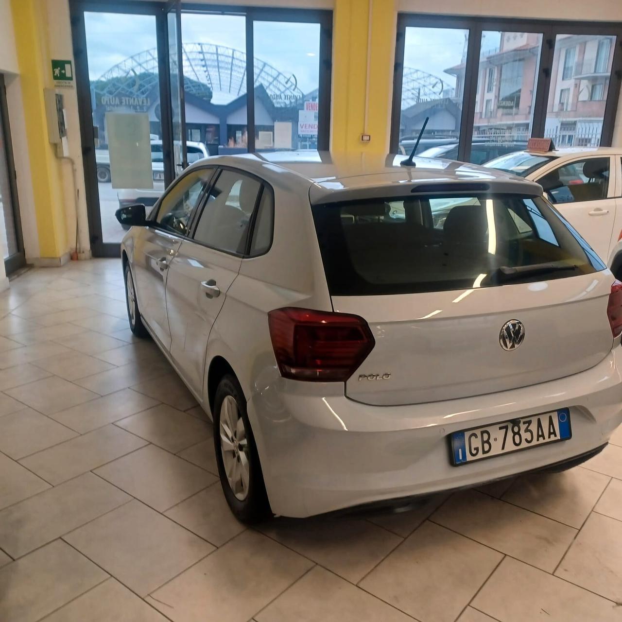 70.118KM SEMBRA NUOVA VW POLO 1.0 NEOPATENTATI