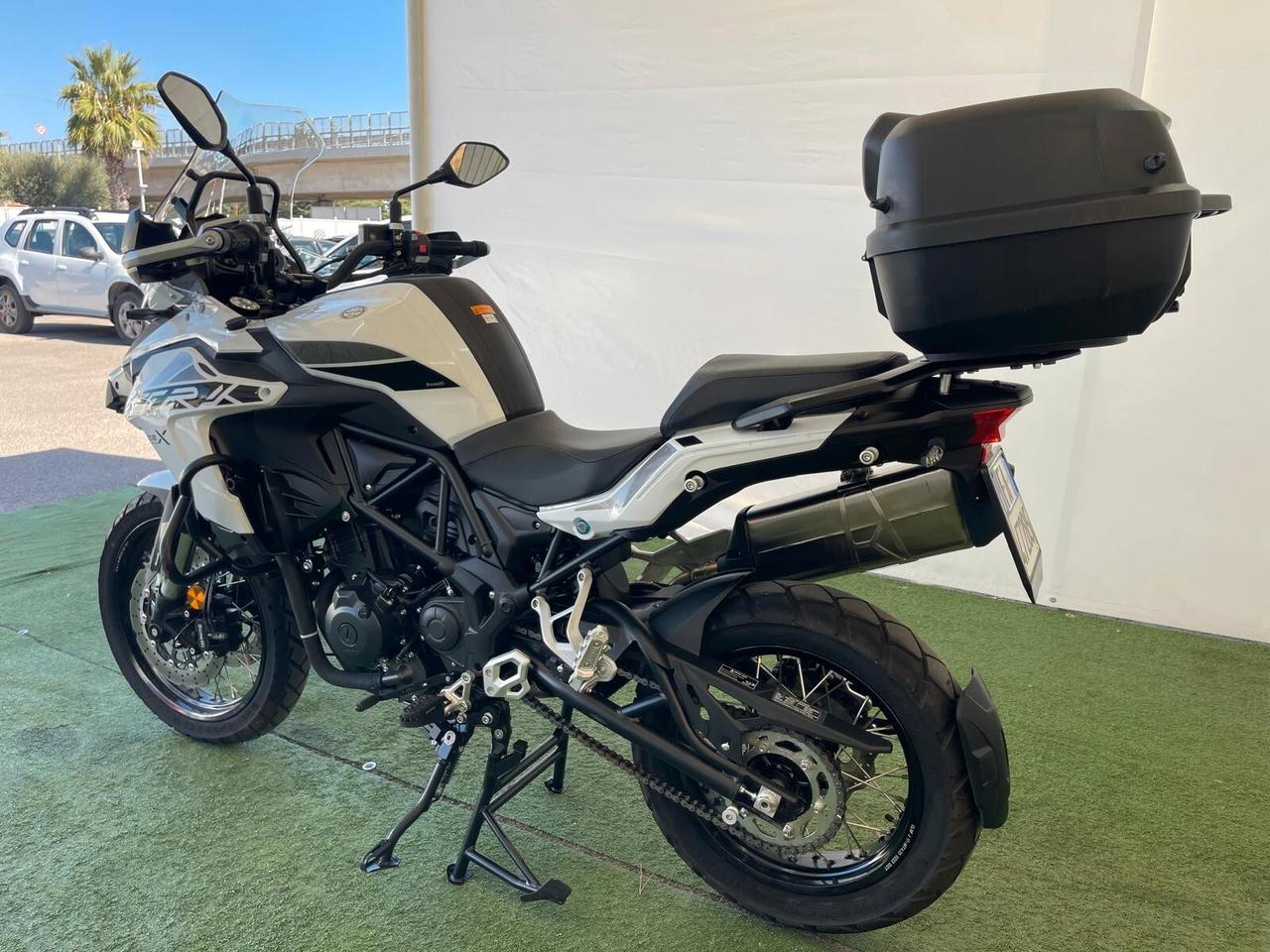 BENELLI TRK 502 (500cc ENDURO )