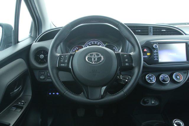 TOYOTA Yaris 1.0 5 porte Business / Neopatentati