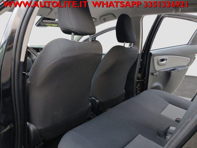 TOYOTA Yaris 1.5 Hybrid 5 porte Business