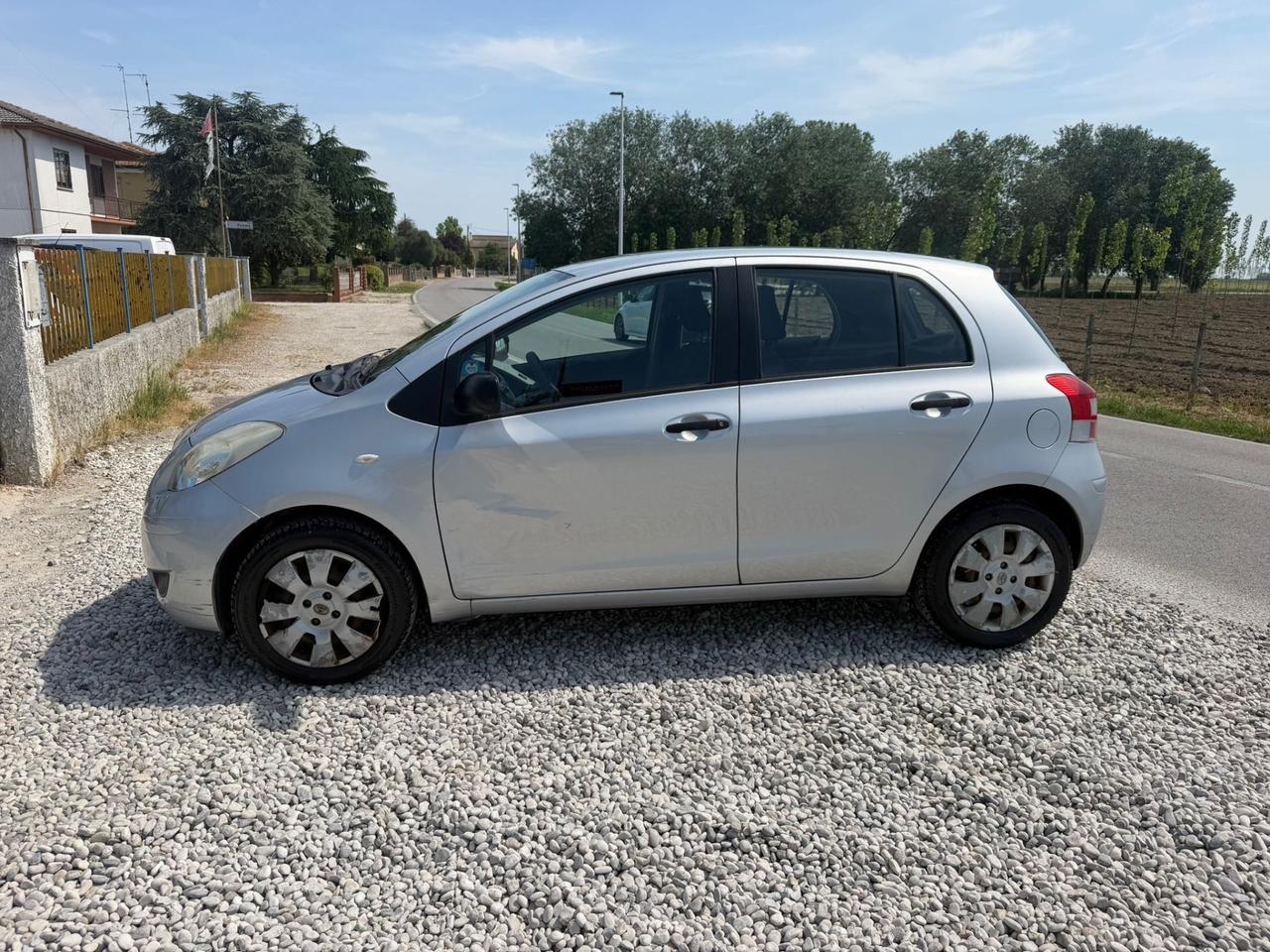 Toyota Yaris 1.0 5 porte Now GPL