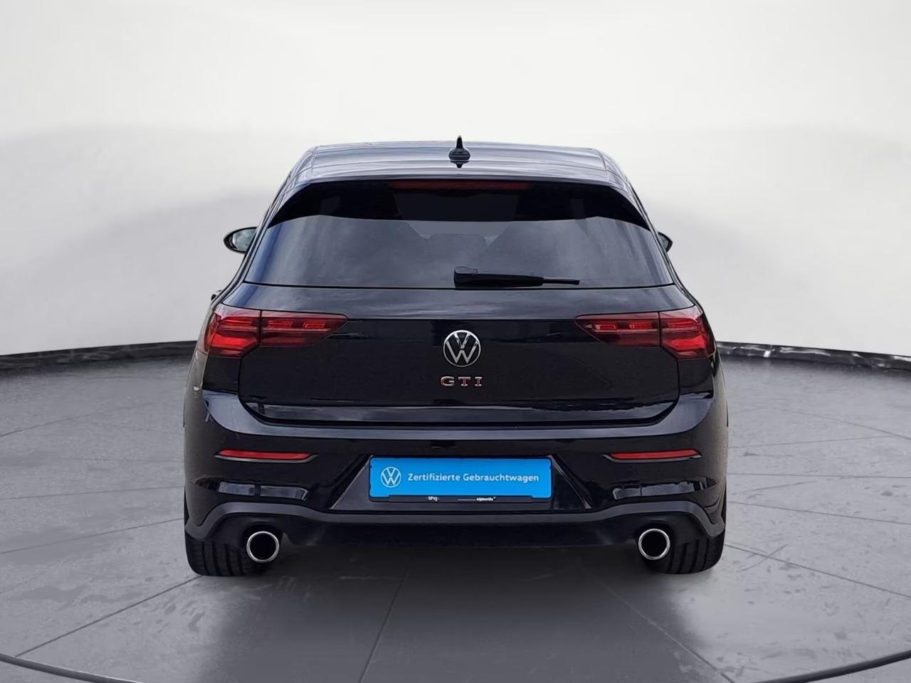 Volkswagen Golf GTI 2.0 TSI DSG PANO/DCC/MATRIX