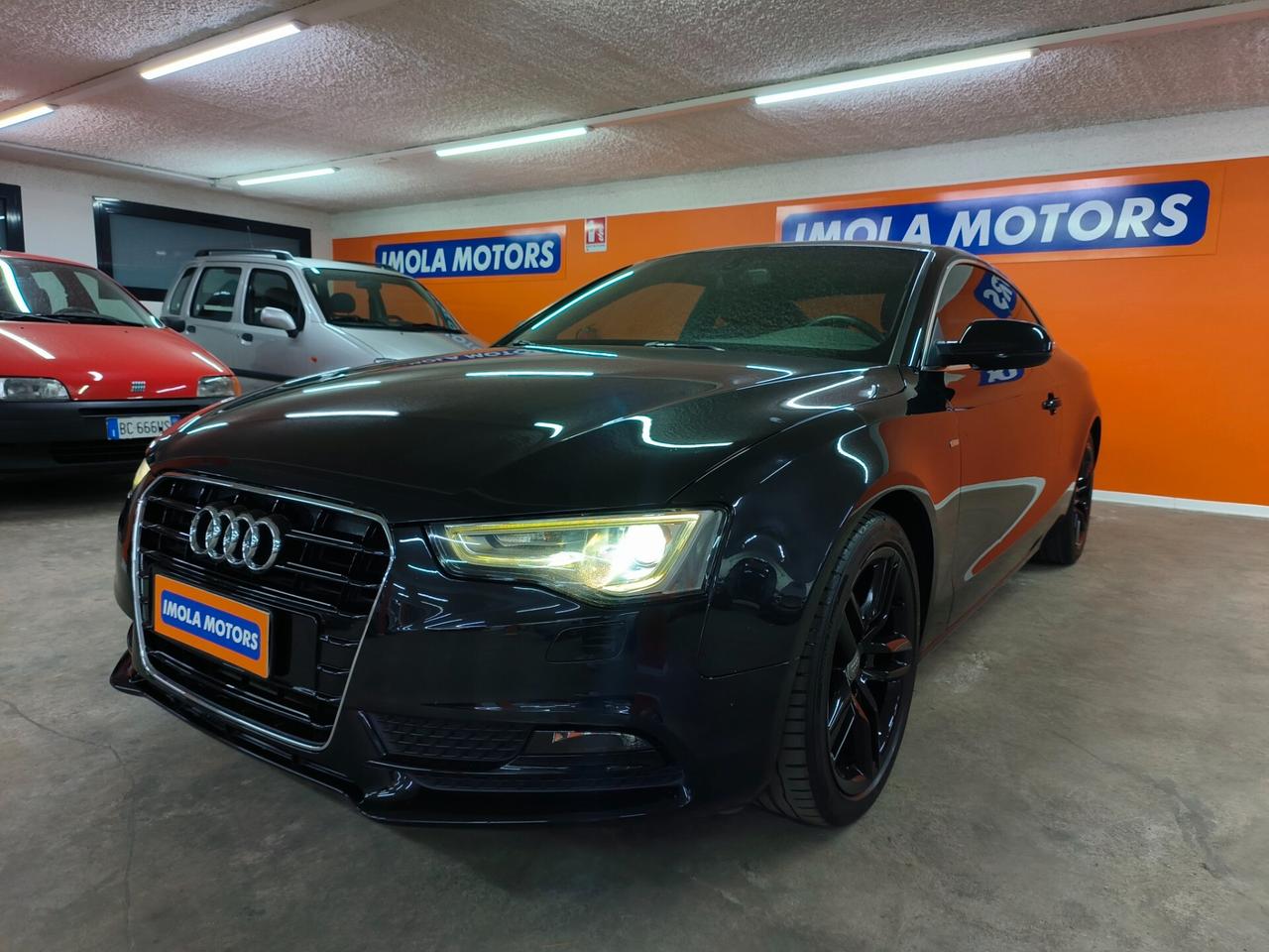 Audi A5 Coupé 2.0 TDI 177 CV S-line Total Black