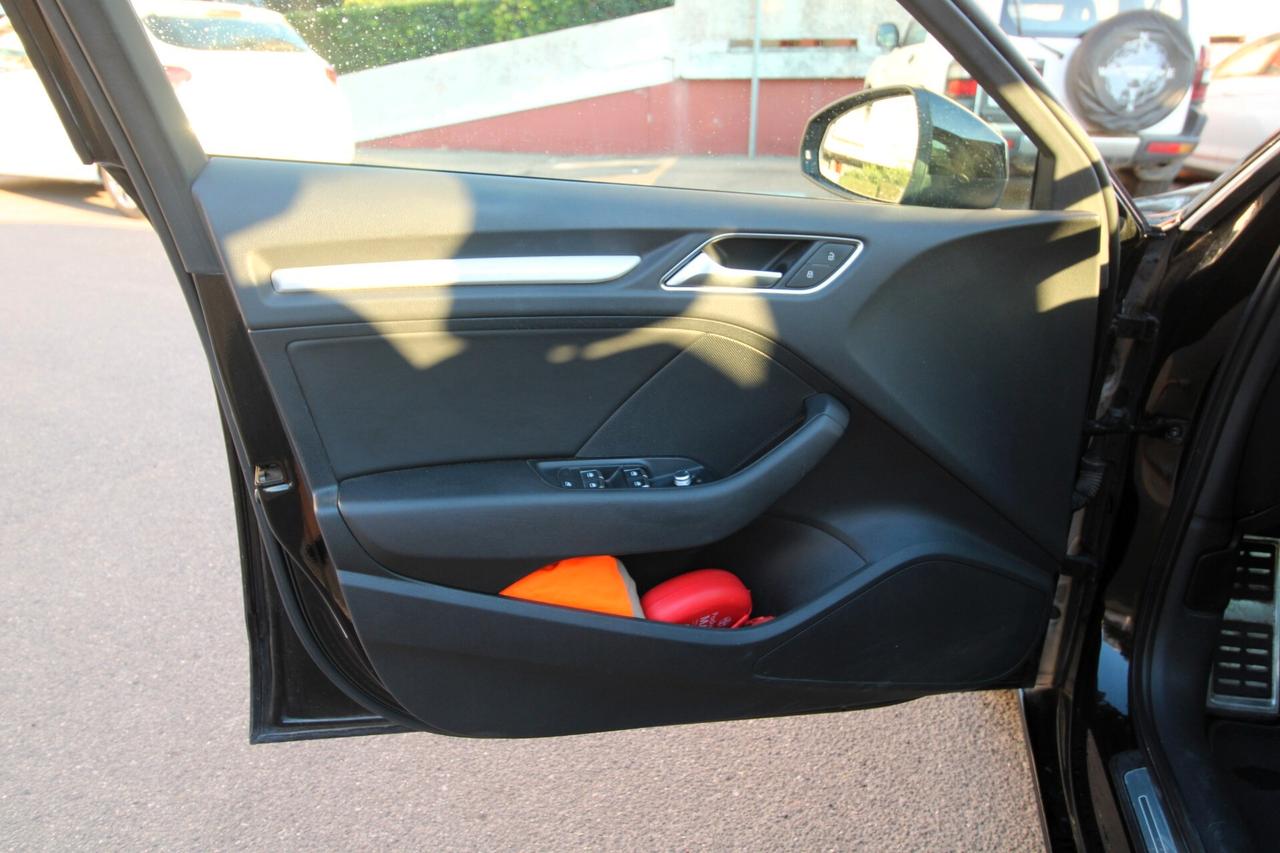 Audi A3 SPB 2.0 S LINE