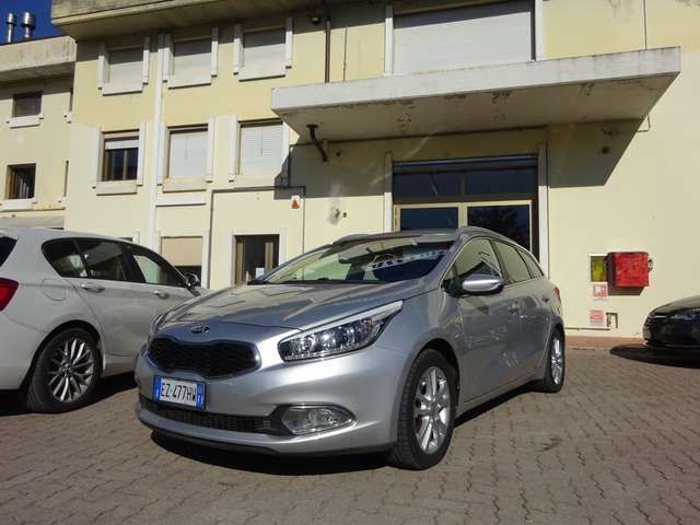 Kia Ceed / cee&#x27;d Ceed SW 1.4 Cool Gpl