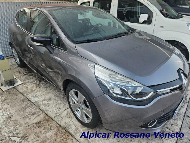 RENAULT Clio 1.2 75CV 5 porte Wave
