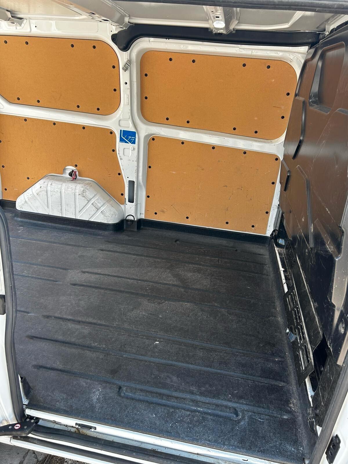 Ford Transit Custom 2.0 TDCi 130CV L1 H1 Furgone Trend.