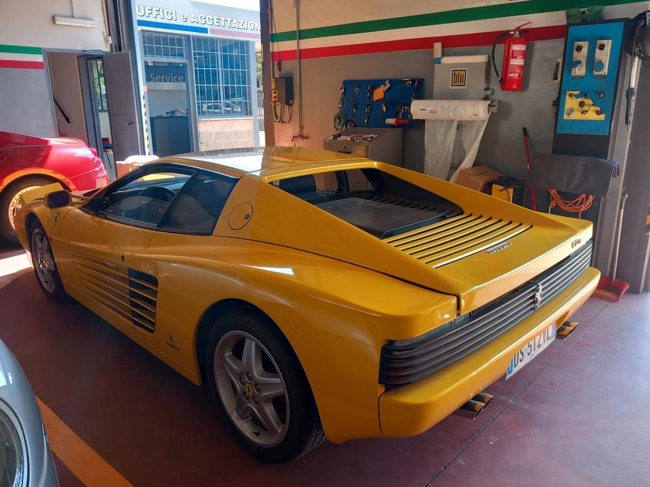 Ferrari Testarossa 512 TR cat