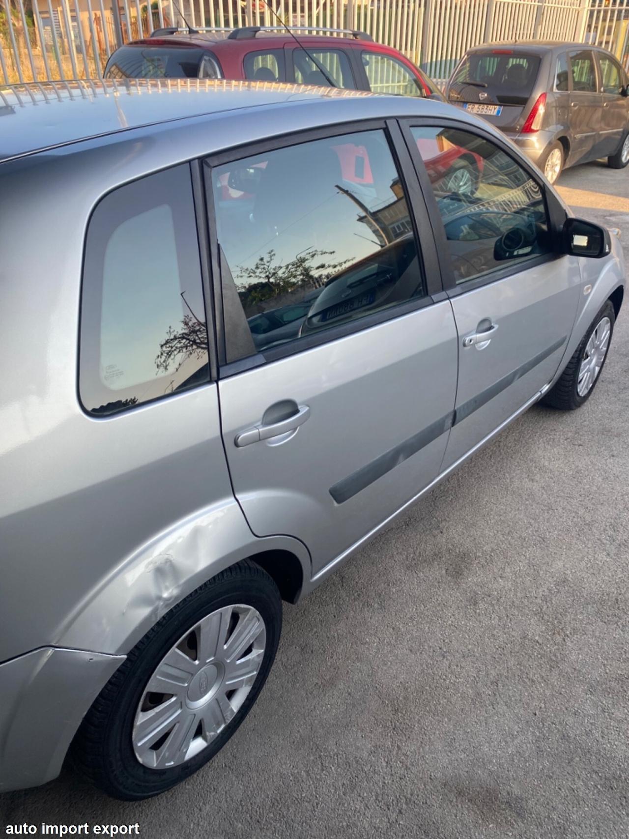 Ford Fiesta 1.4 TDCi 2006 TAGLIANDATA