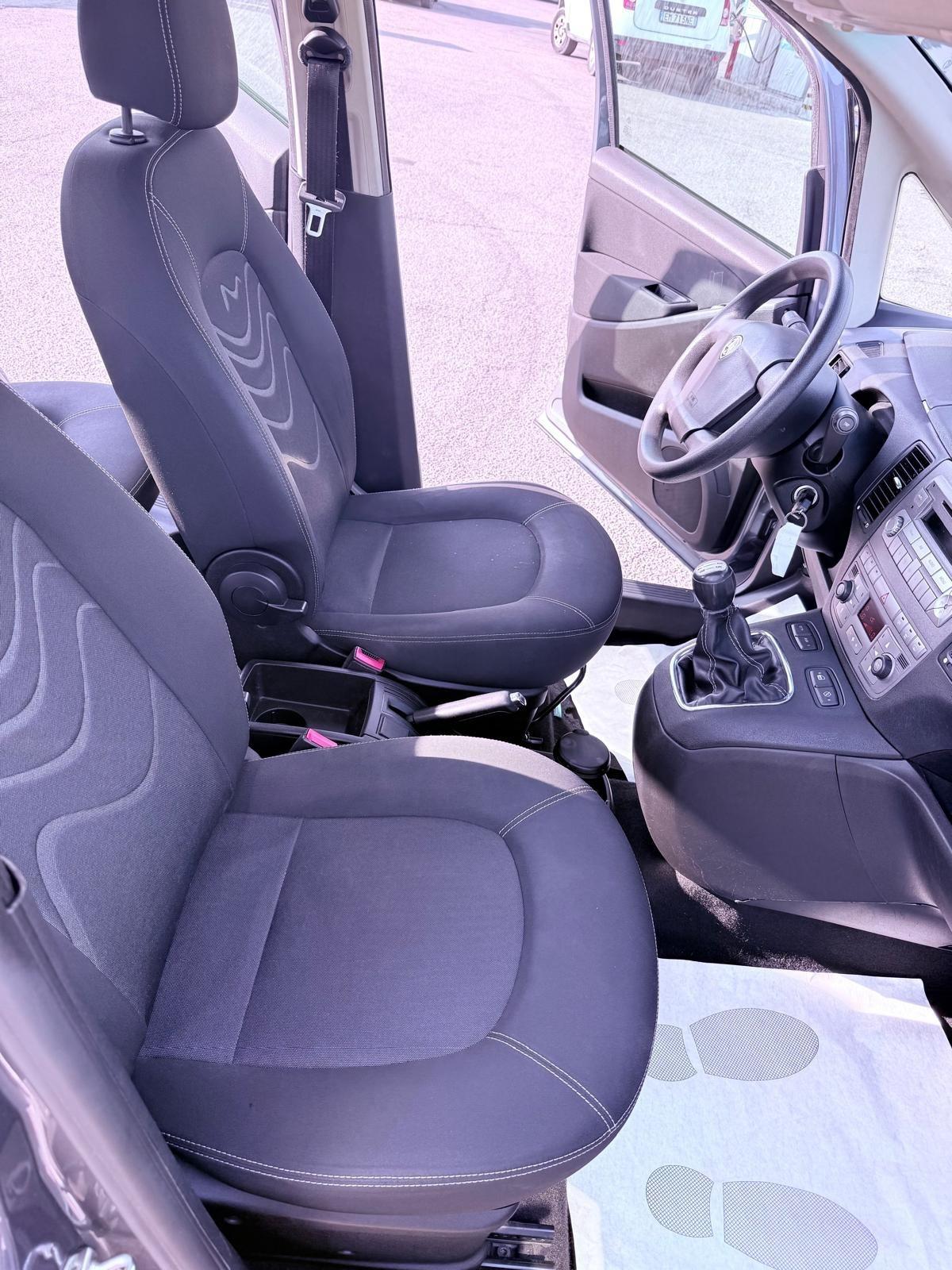 Lancia MUSA 1.3 Mjt 95 CV ok neopatentati