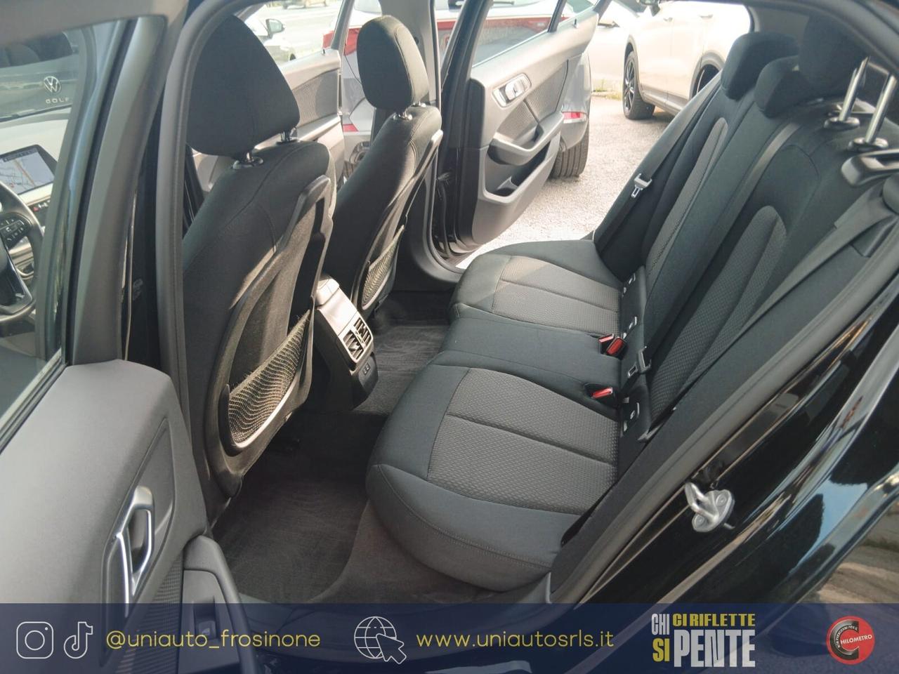Bmw 118 118d 5p. Advantage