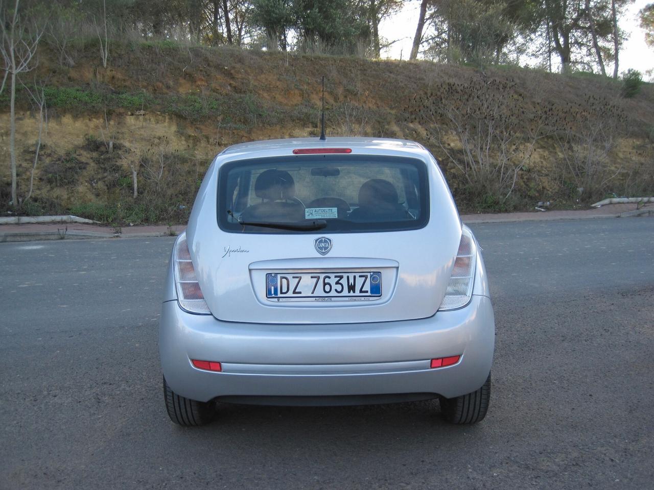 Lancia Ypsilon 1.2 Versus