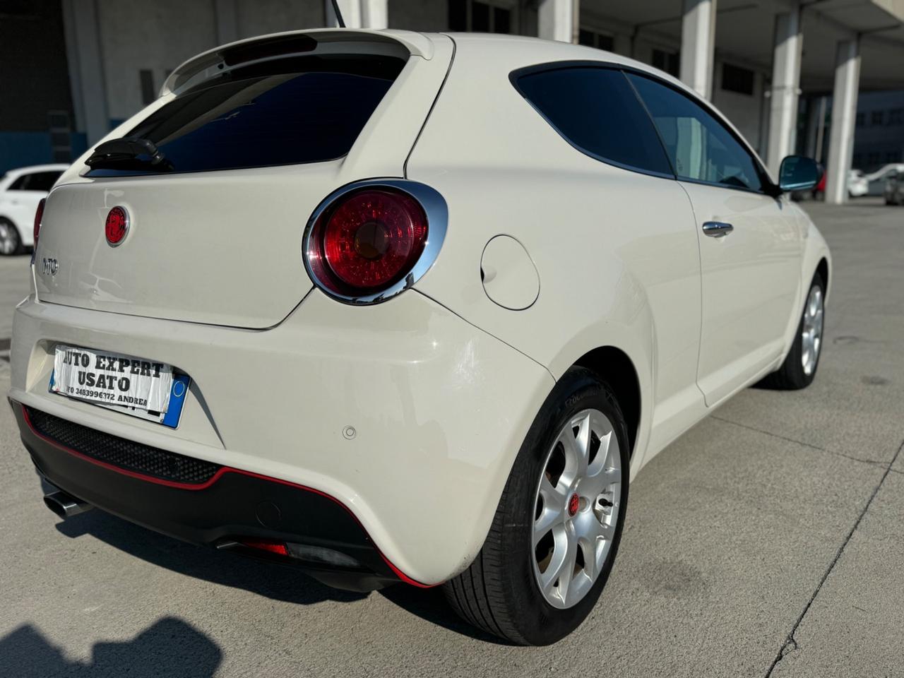 Alfa Romeo MiTo 1.3 JTDm 16V 90 CV Distinctive Sport Pack
