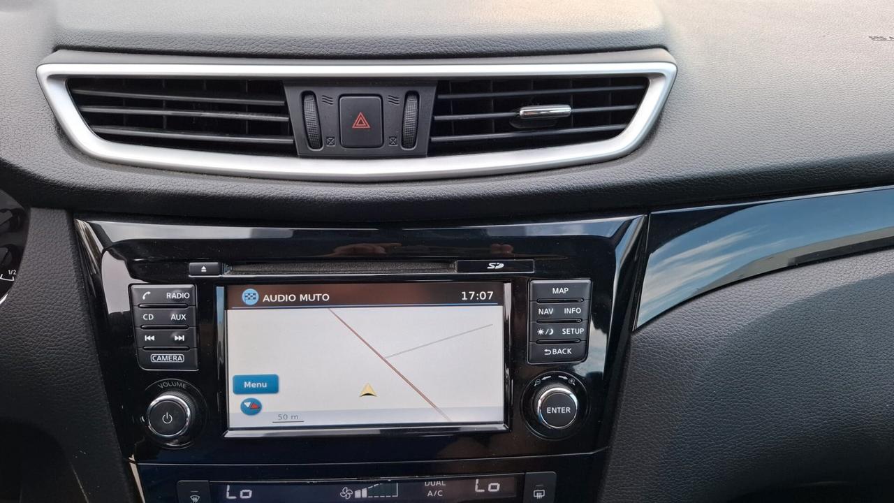 Nissan Qashqai 1.5 dCi - COMMERCIANTI