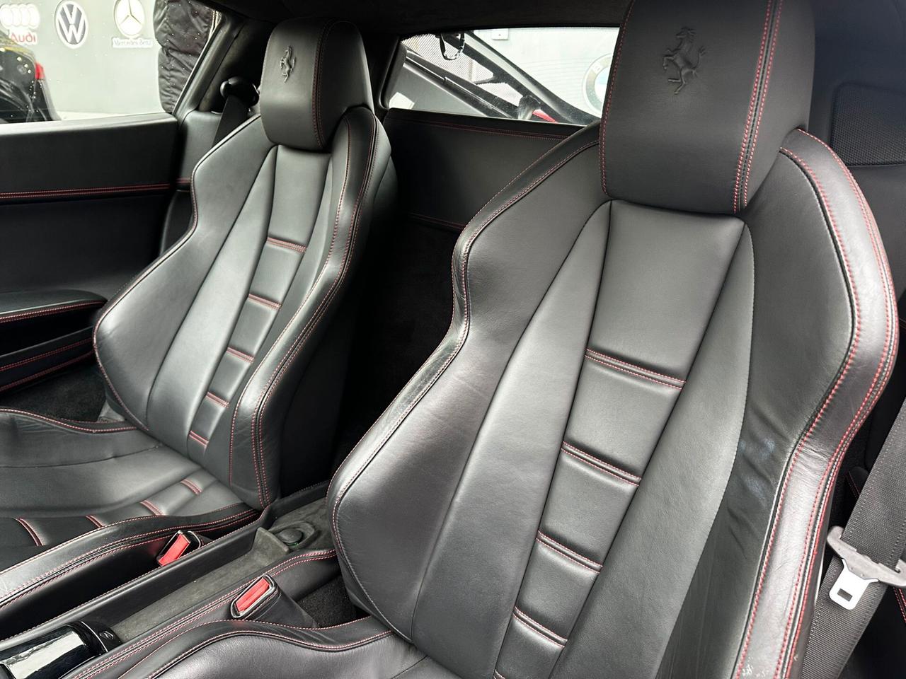 Ferrari 458 ITALIA Coupe 4.5 V8 dct 570CV Uff Italy