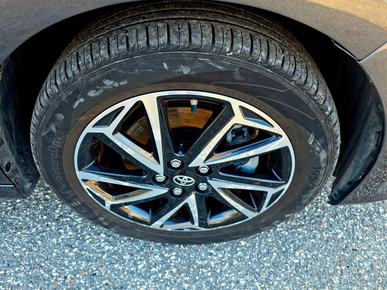 Toyota Yaris 1.5 Hybrid 5 porte Business 2021-E6 Automatico NEO