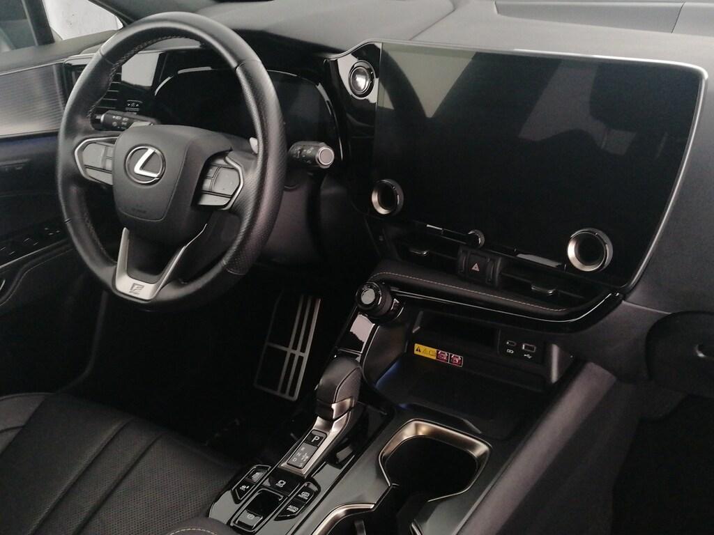 Lexus NX 2.5 Plug-in F-Sport 4WD e-CVT