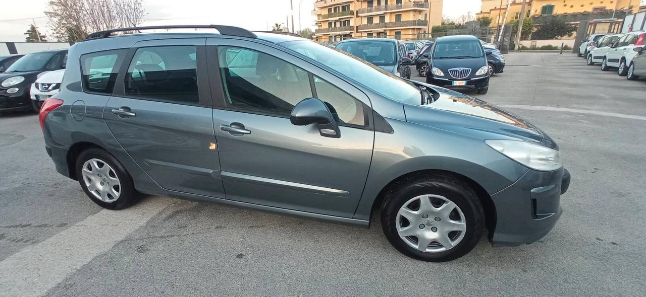 Peugeot 308 1.6 HDi 93CV