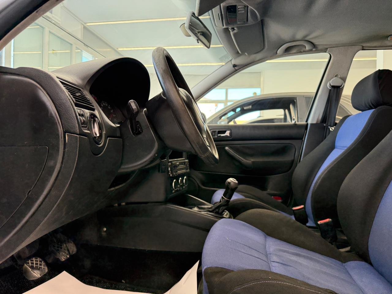 Volkswagen Golf 1.9 TDI/90 CV cat 5 porte