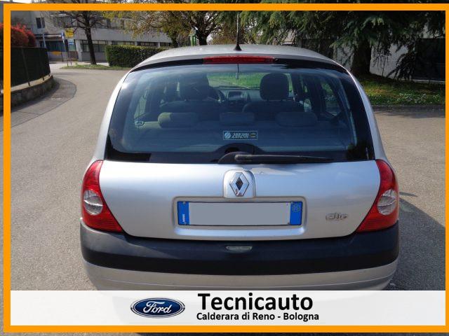 RENAULT Clio 1.2 16V cat 5 porte Confort