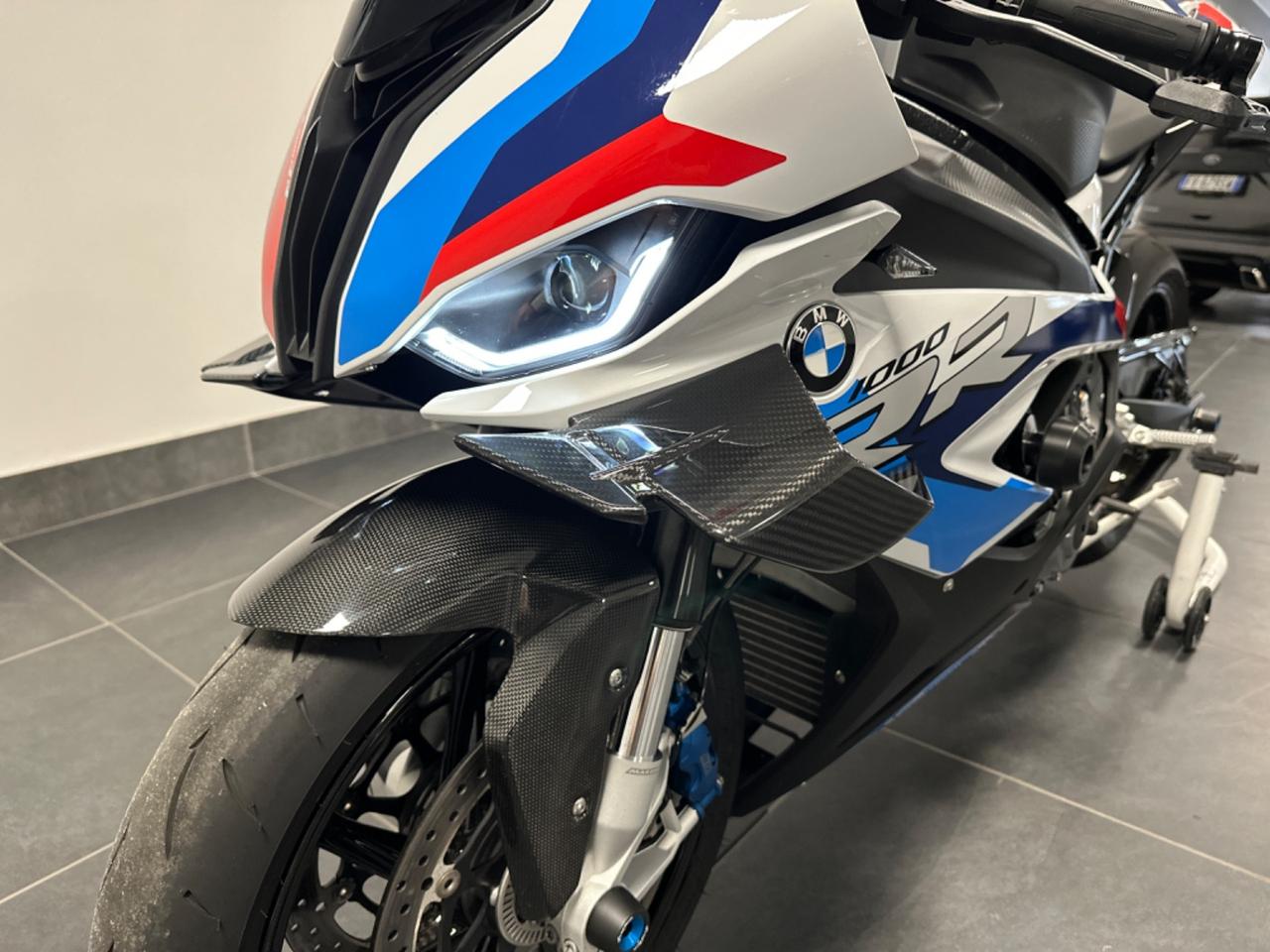 BMW M1000RR 212CV FULL CARBONIO M VERA!! PARI AL NUOVO