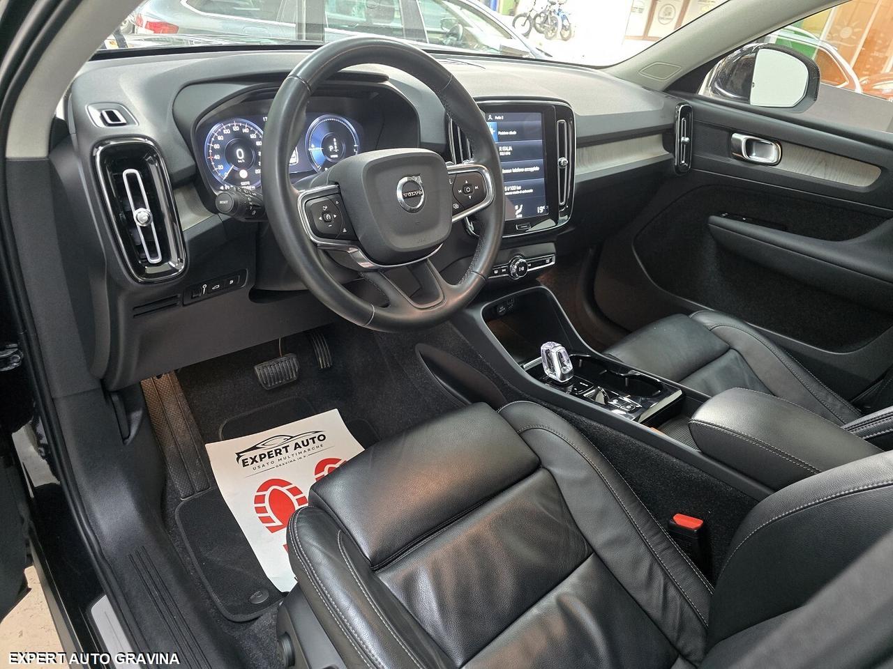 VOLVO XC40 INSCRIPTION PLUG-IN
