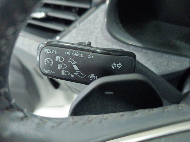 SKODA Kamiq 1.0 TSI 115 CV DSG Black Dots