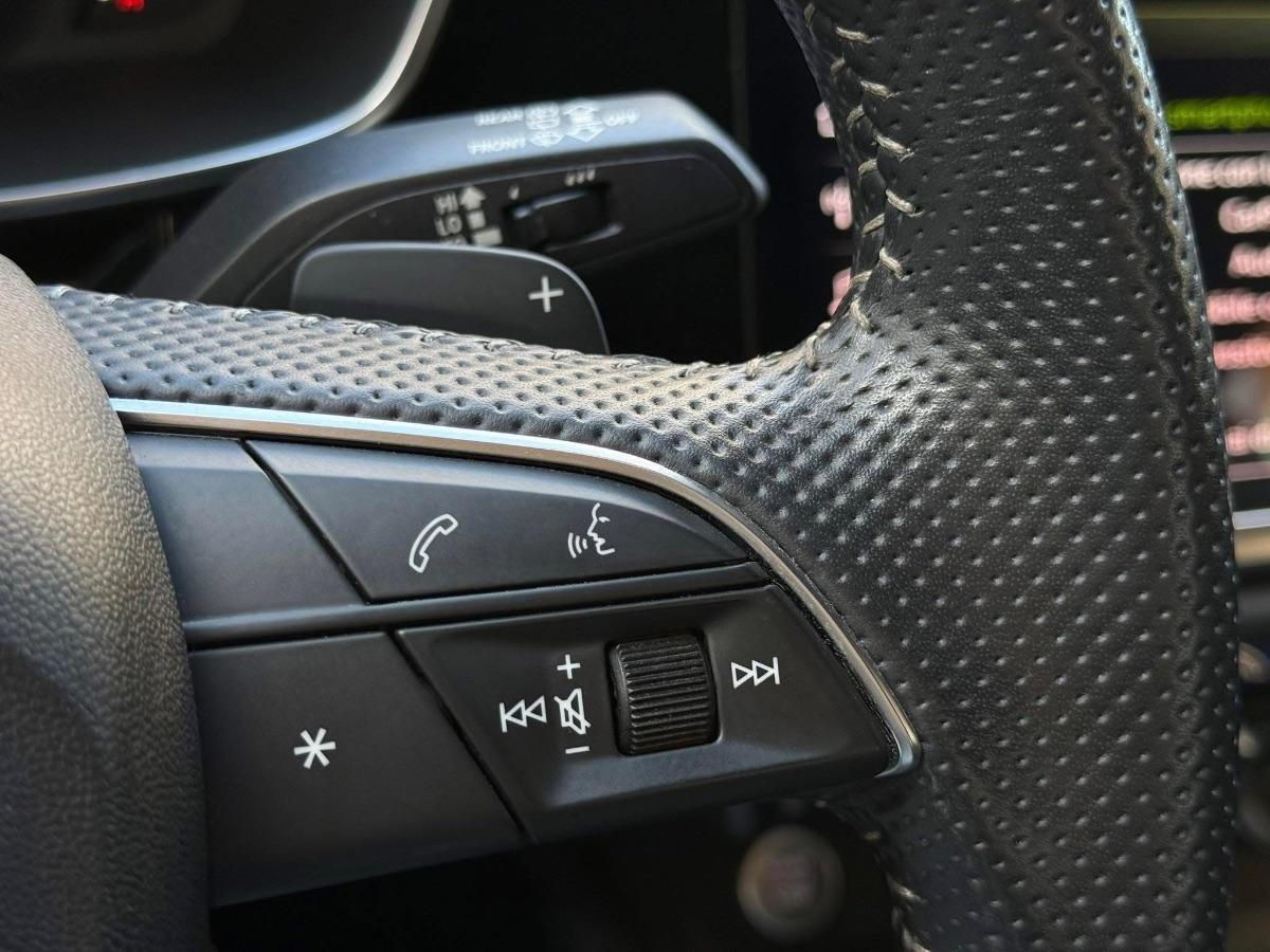 Audi Q3 Sportback 35TDI S-line Identity Black 150CV