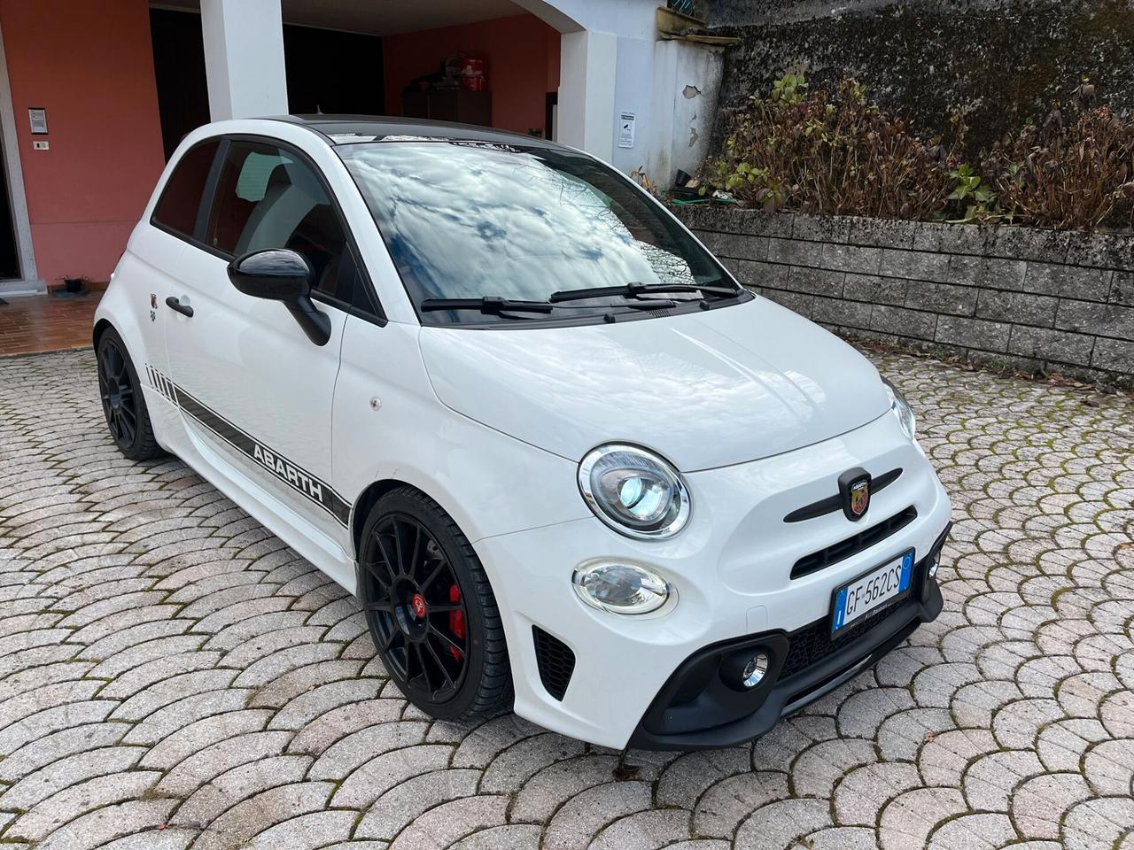 Abarth 595 1.4 Turbo T-Jet 180cv Esseesse Monza Performance