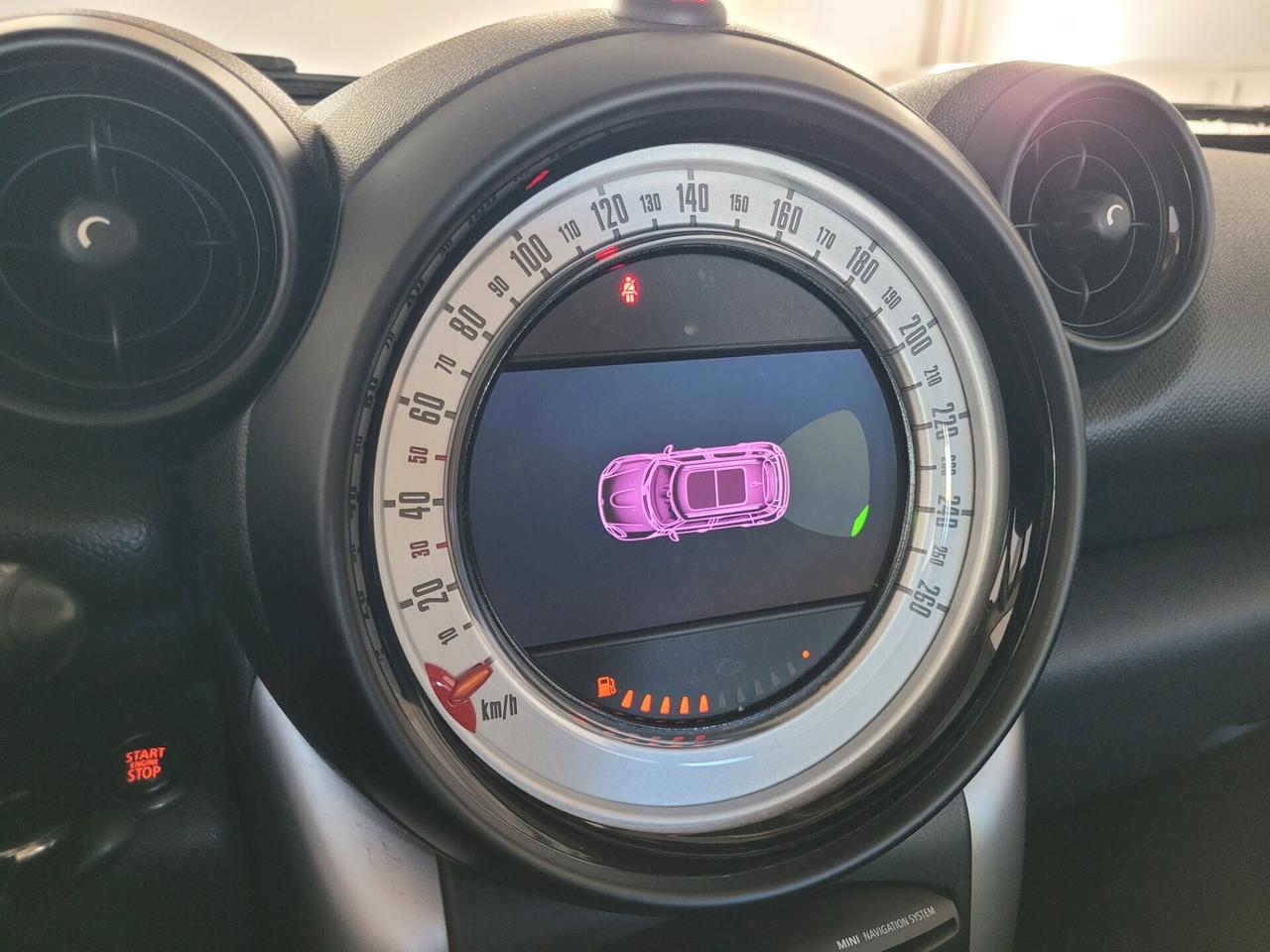 Mini Cooper D Countryman 1.6 NAVI XENON PDC CLIMA C.LEGA 17"