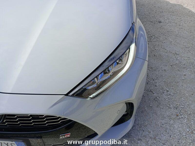 Toyota Yaris IV 2020 1.5h 130 GR Sport