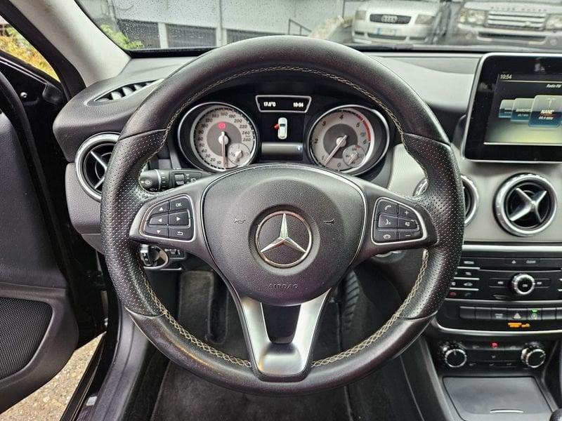 Mercedes-Benz GLA GLA 200 d (cdi) Premium