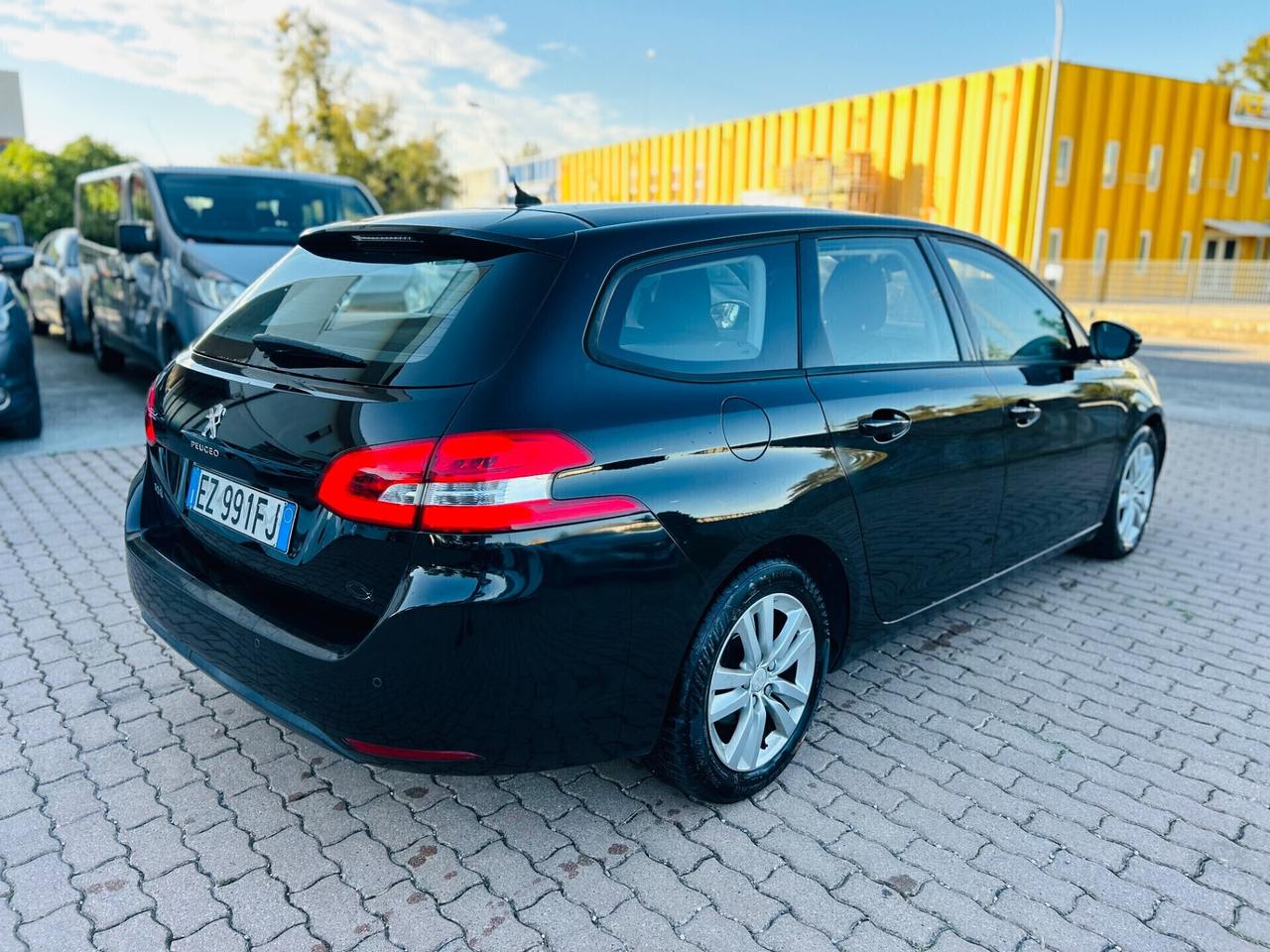 Peugeot 308 1.6 HDi 92 CV SW Business