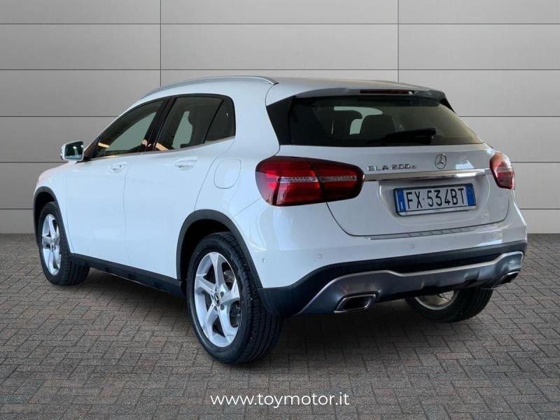 Mercedes-Benz GLA (X156) 200 d Automatic Sport