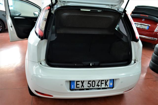 FIAT Punto 1.4 8V 77CV 5p. N.Power Lounge 2014