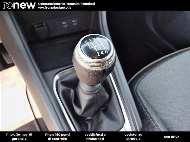 RENAULT Captur TCE 90 TECHNO MOD 2025