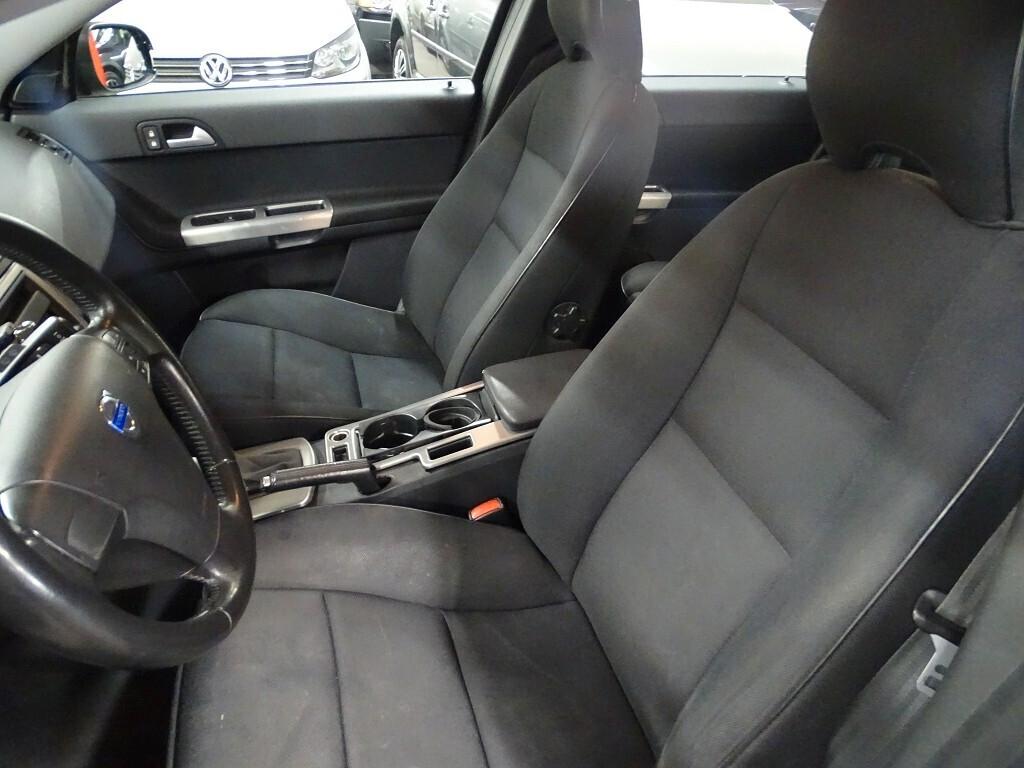 Volvo V50 2.0d Momentum 136 CV NEOPATENTATO