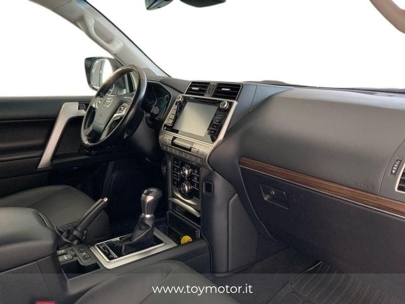 Toyota Land Cruiser 2.8 D4-D A/T 5 porte Style